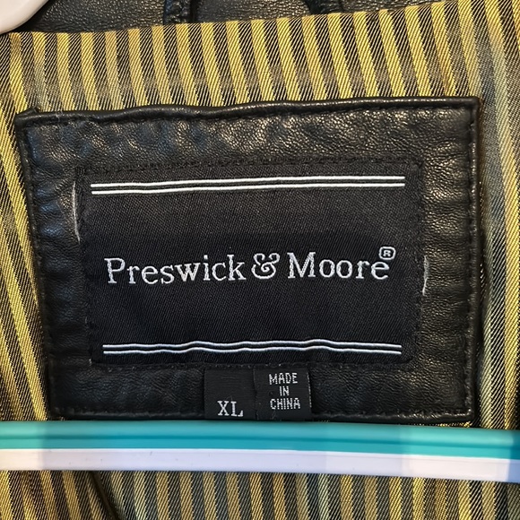 Leather jacket - Picture 2 of 10